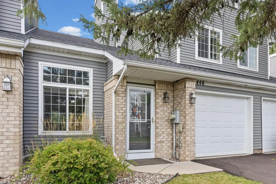 446 Mission Hills Way E, Chanhassen, MN 55317 - #2