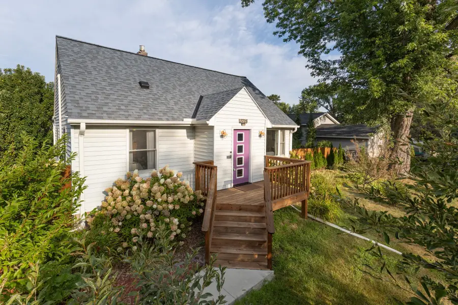 2725 Division Street N, North Saint Paul, MN 55109 - #3
