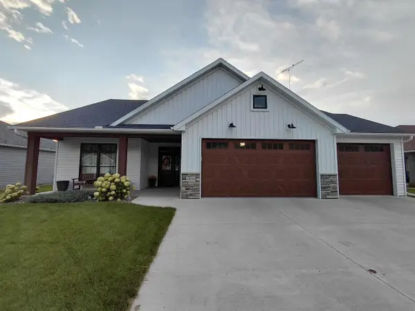5839 Rivers Edge Drive, Saint Cloud, MN 56303