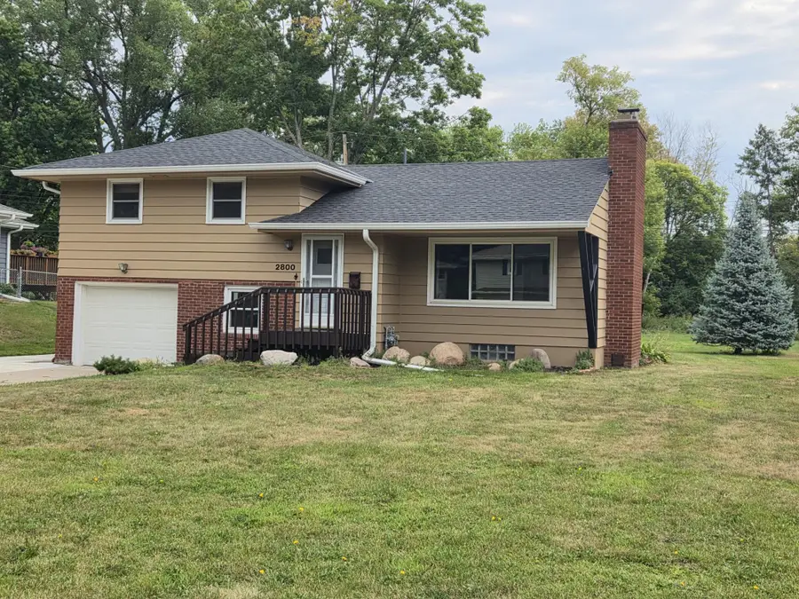 2800 Quebec Avenue N, New Hope, MN 55427 - #2