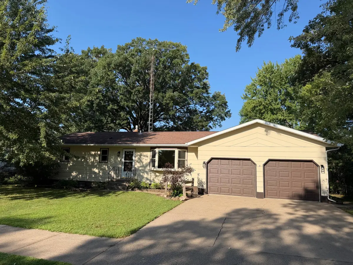 604 3rd Street Sw, Little Falls, MN 56345 - #1