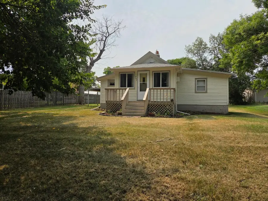 267 2nd Street Sw, Forman, ND 58032 - #2