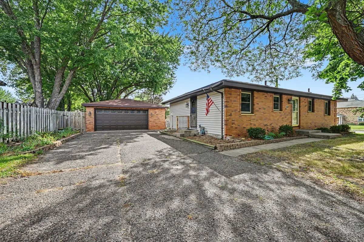 5520 Saint Stephens Street, Mounds View, MN 55112 - #1