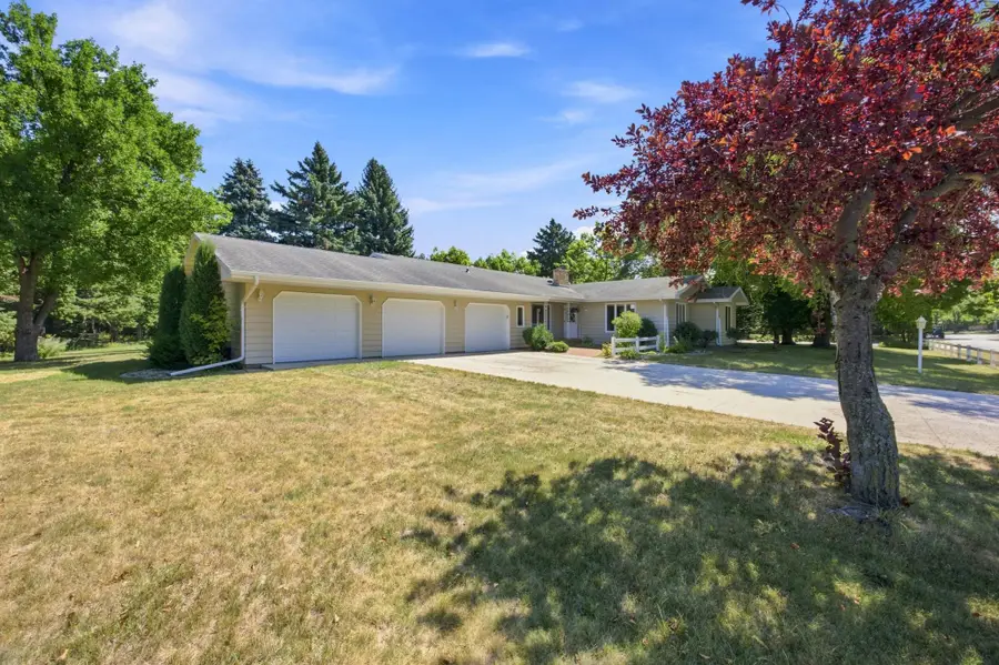 3206 Rivershore Drive S, Moorhead, MN 56560 - #2