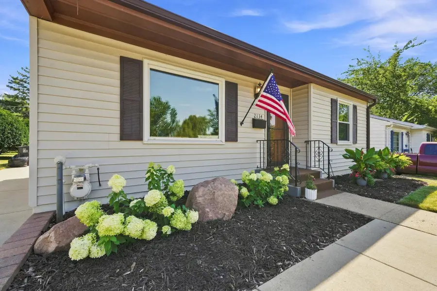 2134 4th Street E, Saint Paul, MN 55119 - #2
