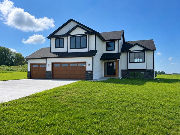 1602 21st Avenue Ne, Kasson, MN 55944