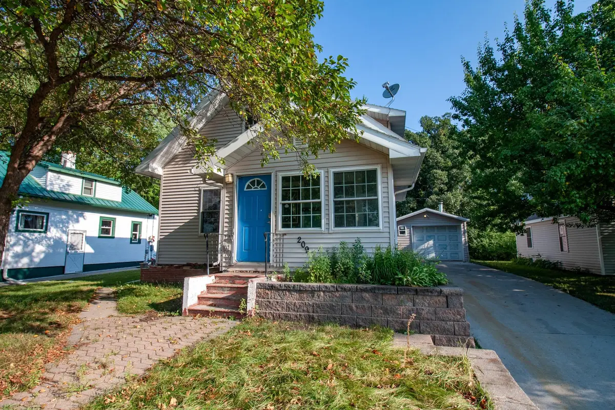 209 Cleveland Avenue E, Underwood, MN 56586 - #1
