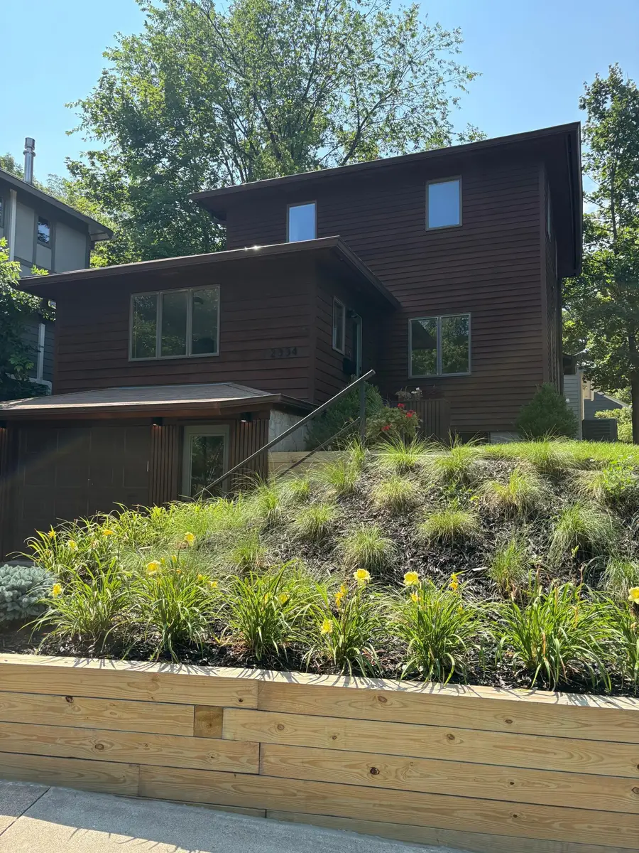 2334 Doswell Avenue, Saint Paul, MN 55108 - #2