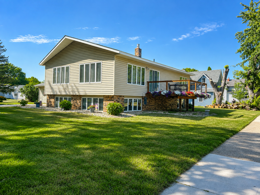 510 12th Street, Windom, MN 56101 - #2