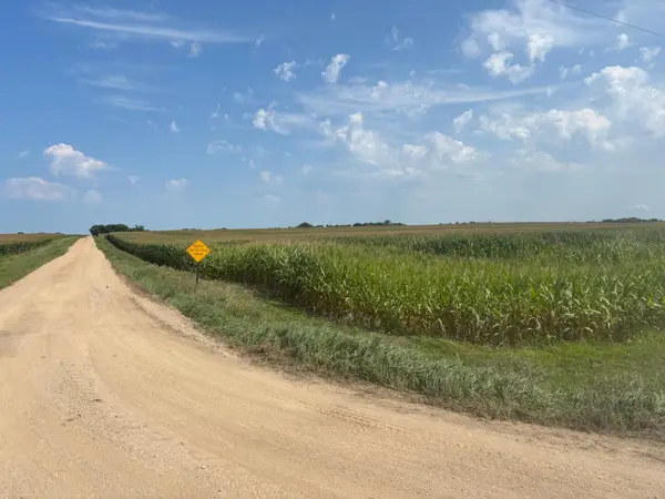 10020 83rd Street Nw, Milan, MN 56262