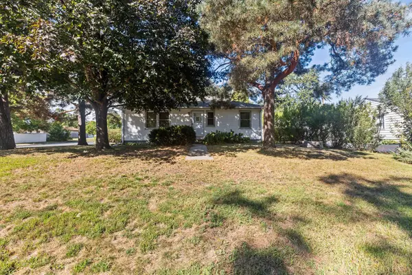 8542 3rd Avenue S, Bloomington, MN 55420