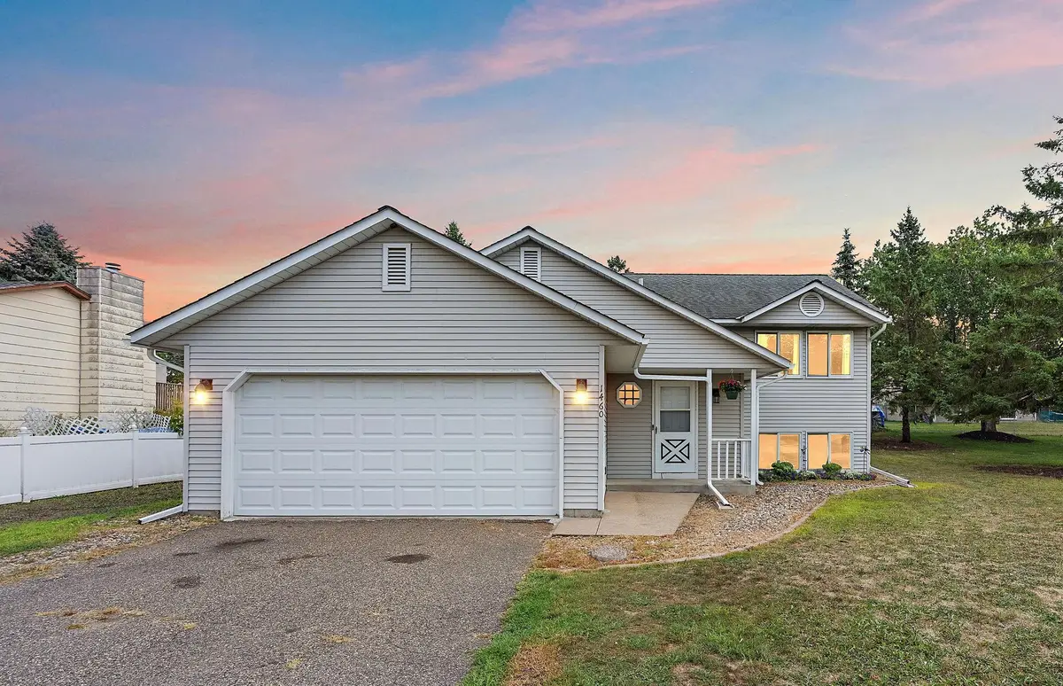1460 Laurel Avenue, Saint Paul Park, MN 55071 - #1