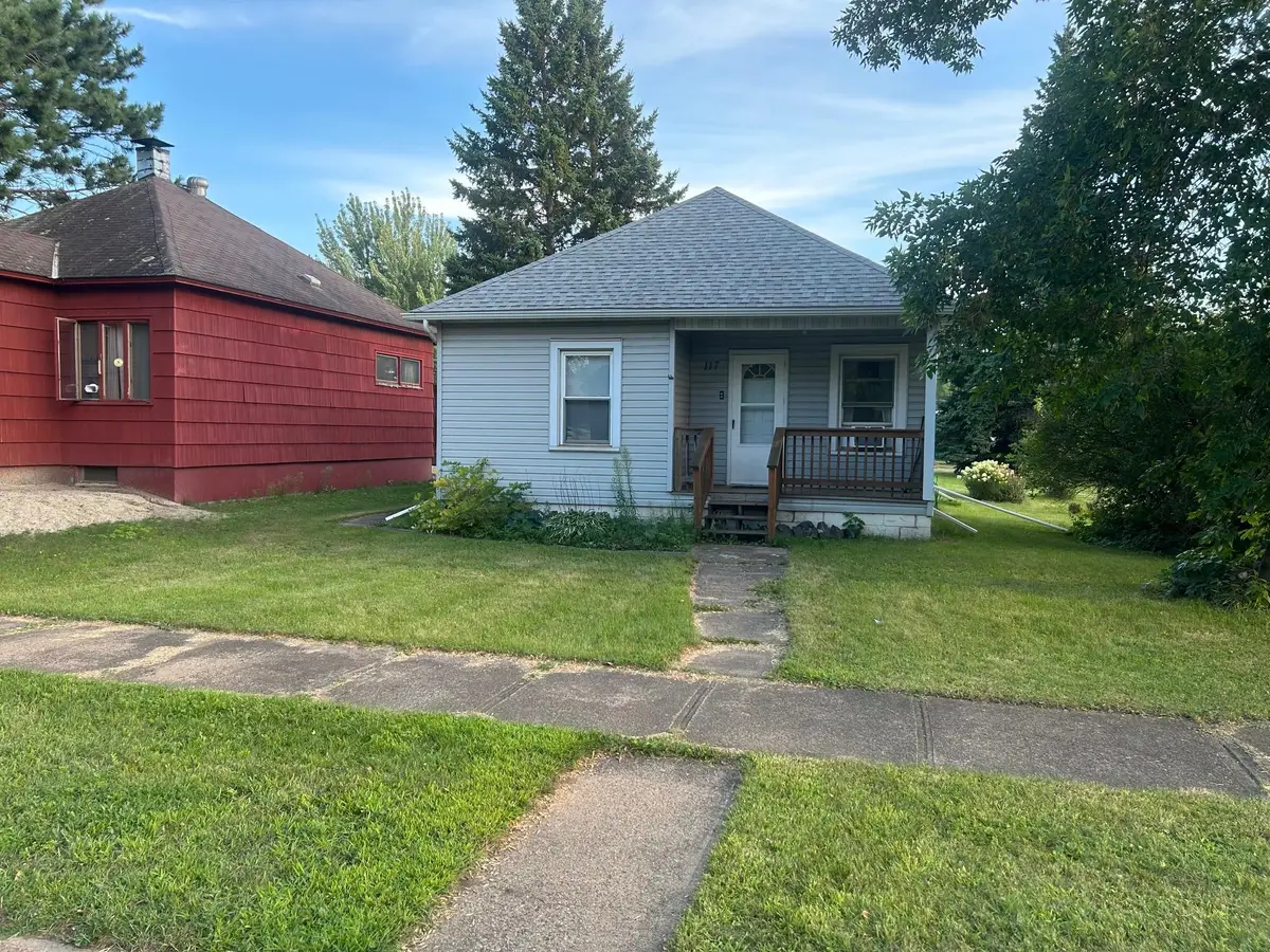 117 E Hibbing Avenue, Keewatin, MN 55753 - #1
