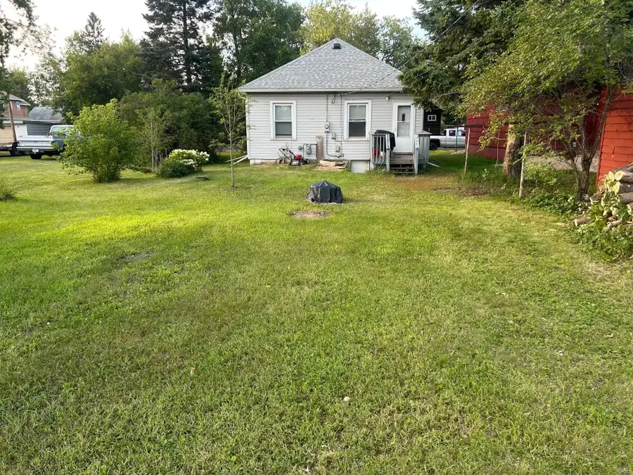 117 E Hibbing Avenue, Keewatin, MN 55753 - #3