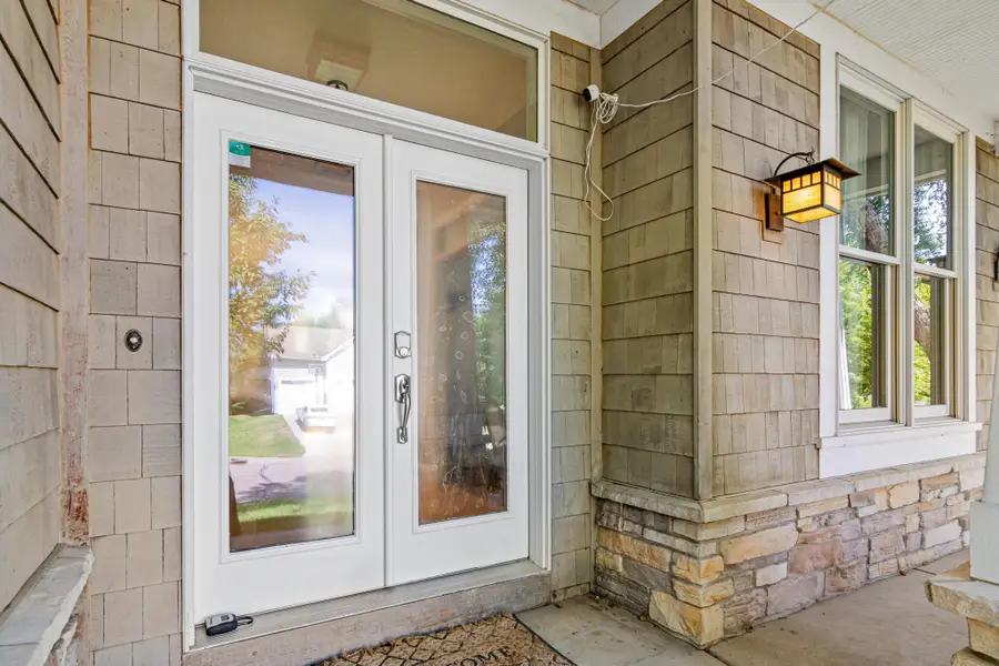2417 87th Trail N, Brooklyn Park, MN 55443 - #2