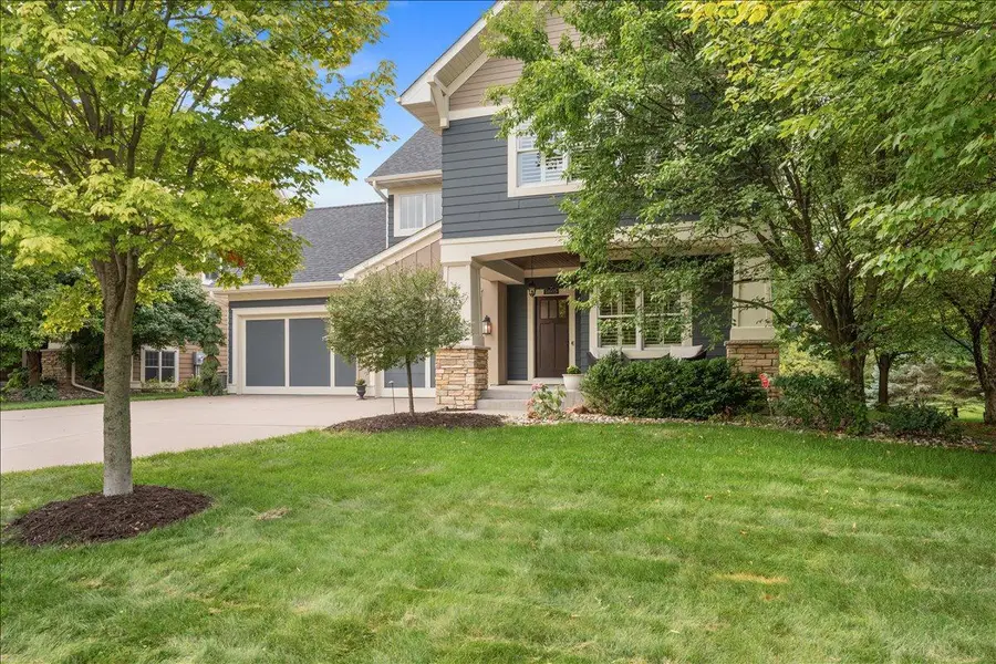 11605 Ivywood Trail, Woodbury, MN 55129 - #2
