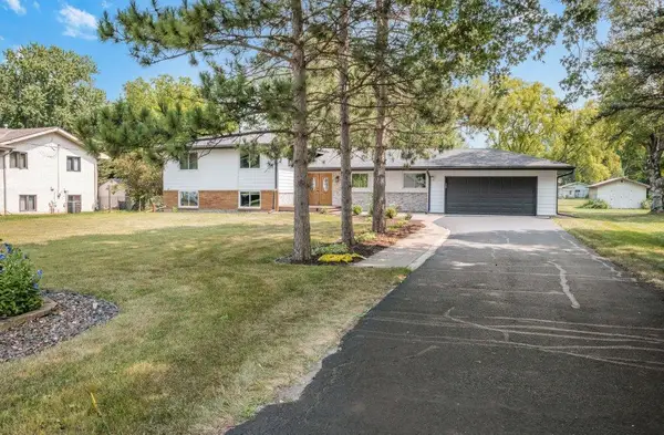 2958 Vanderbie Street, Little Canada, MN 55117