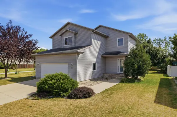 507 19th Avenue W, West Fargo, ND 58078