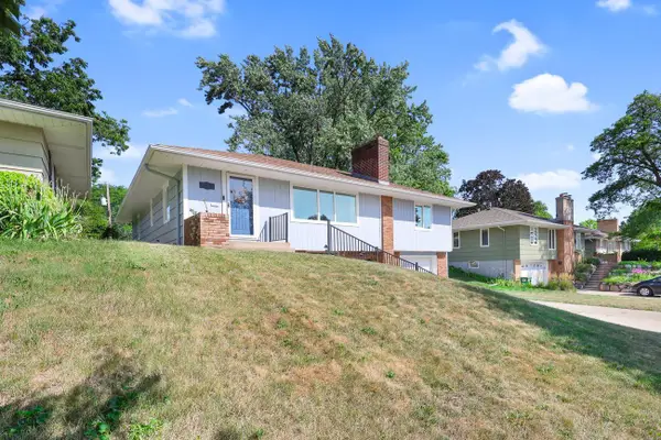 6435 Vincent Avenue S, Richfield, MN 55423