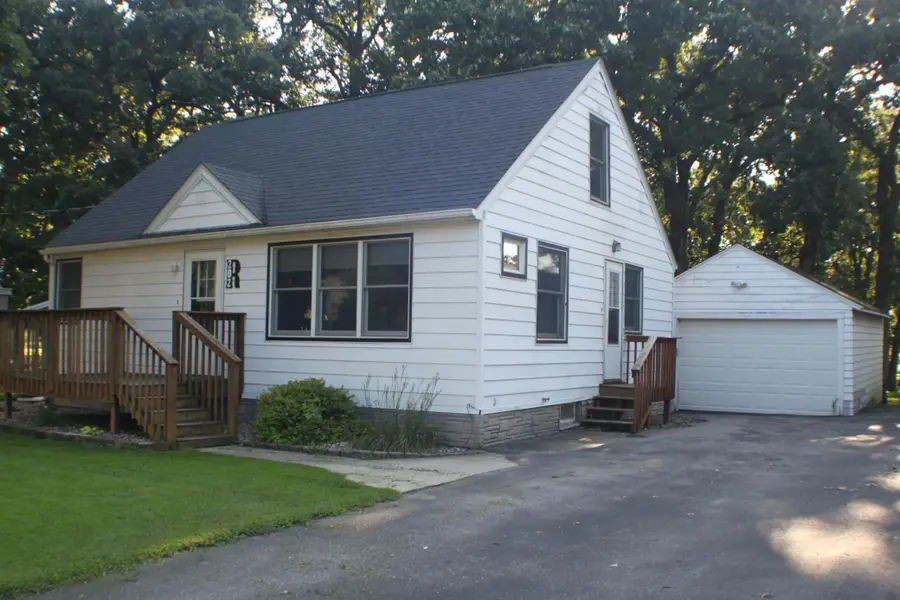 202 4th Street Nw, Rose Creek, MN 55970 - #2