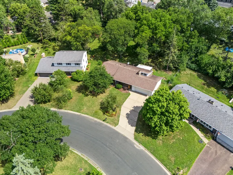 9725 Queen Road, Bloomington, MN 55431 - #2