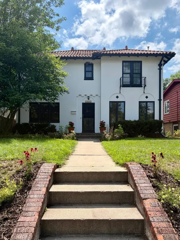 2907 E Minnehaha Parkway, Minneapolis, MN 55417