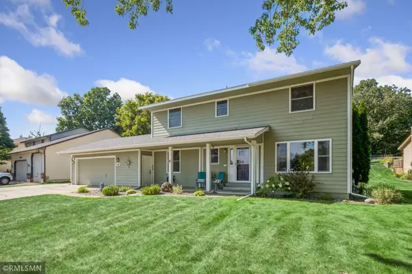 1440 Valley View Road, Chaska, MN 55318
