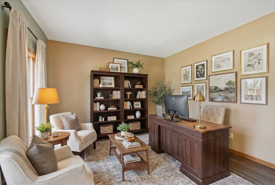 2084 Wallingford Circle, Woodbury, MN 55125 - #2