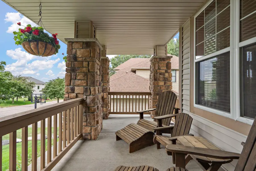 10742 Maple Boulevard, Woodbury, MN 55129 - #3