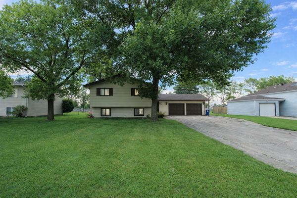 3115 Covent Garden Street S, Moorhead, MN 56560
