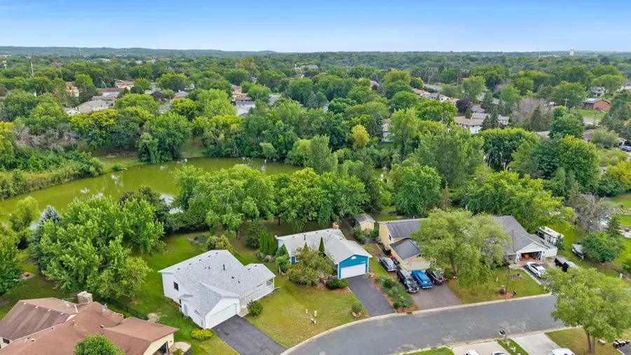 4555 W 131 1/2 Street, Savage, MN 55378 - #2