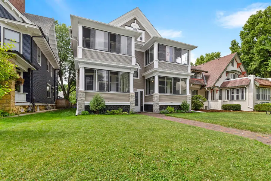 1032 Portland Avenue, Saint Paul, MN 55104 - #2