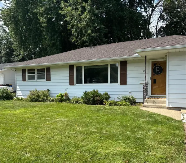 1334 Lincoln Avenue, Owatonna, MN 55060