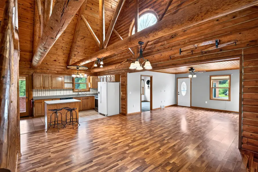 565 Beckman Road, La Crescent, MN 55947 - #2
