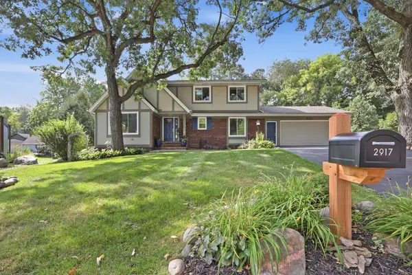 2917 Sequoia Court, Burnsville, MN 55337