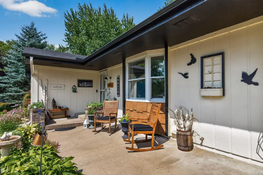 517 5 1/2 Street Nw, Elk River, MN 55330 - #3