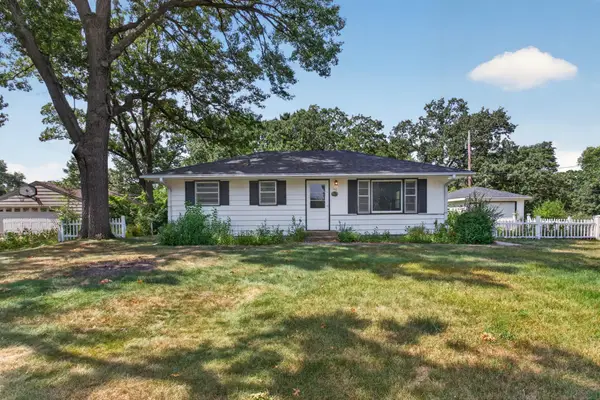 7340 Knollwood Drive, Mounds View, MN 55112