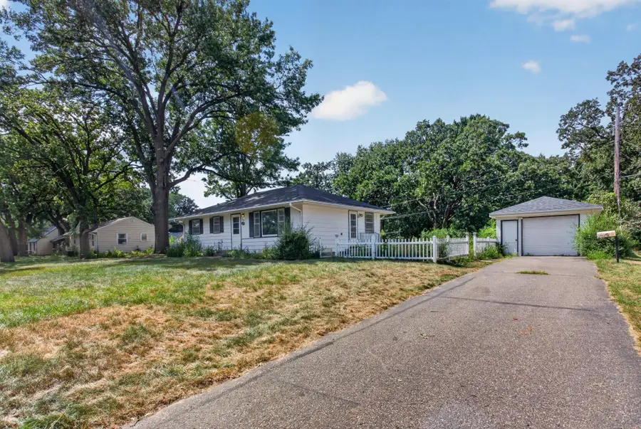 7340 Knollwood Drive, Mounds View, MN 55112 - #3