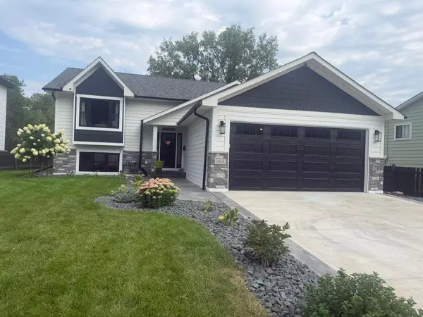 1026 Carrie Street, West Saint Paul, MN 55118