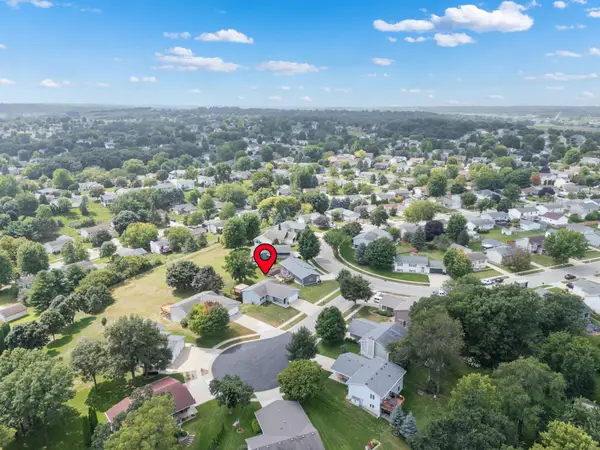4212 Sapphire Lane Nw, Rochester, MN 55901