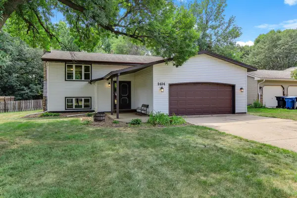 1414 76th Avenue Ne, Fridley, MN 55432