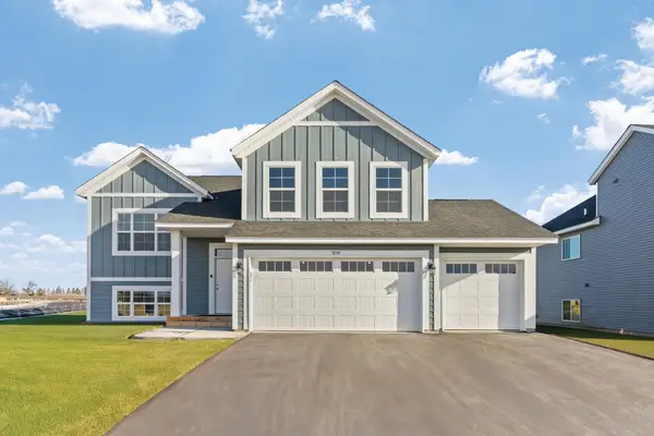 19921 Ely Avenue N, Forest Lake, MN 55025