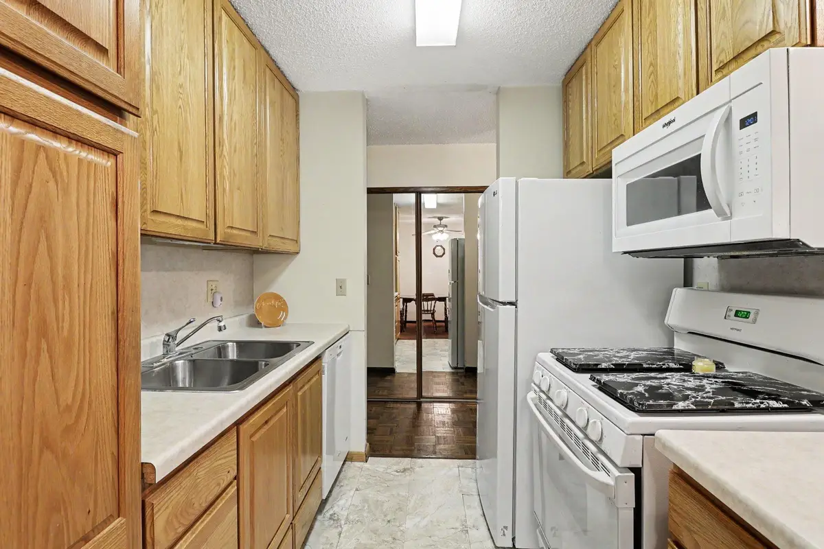 4201 Lakeside Avenue N #307, Brooklyn Center, MN 55429 - #1
