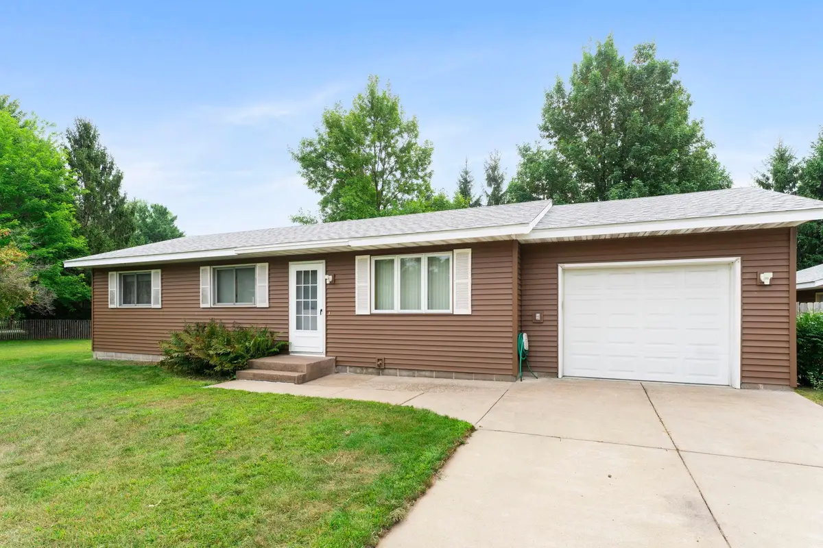 5895 Red Fox Run, North Branch, MN 55056 - #1