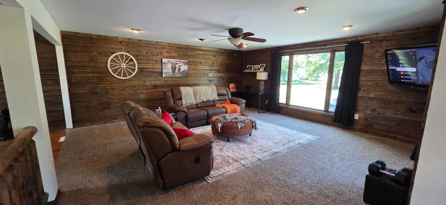 1501 1st Avenue E, International Falls, MN 56649 - #2