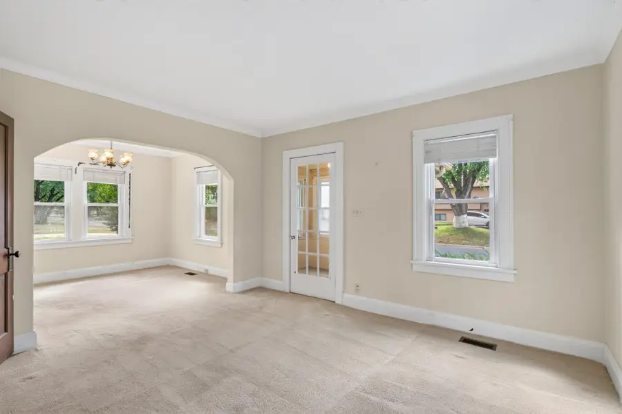 5830 Bryant Avenue N, Brooklyn Center, MN 55430 - #3