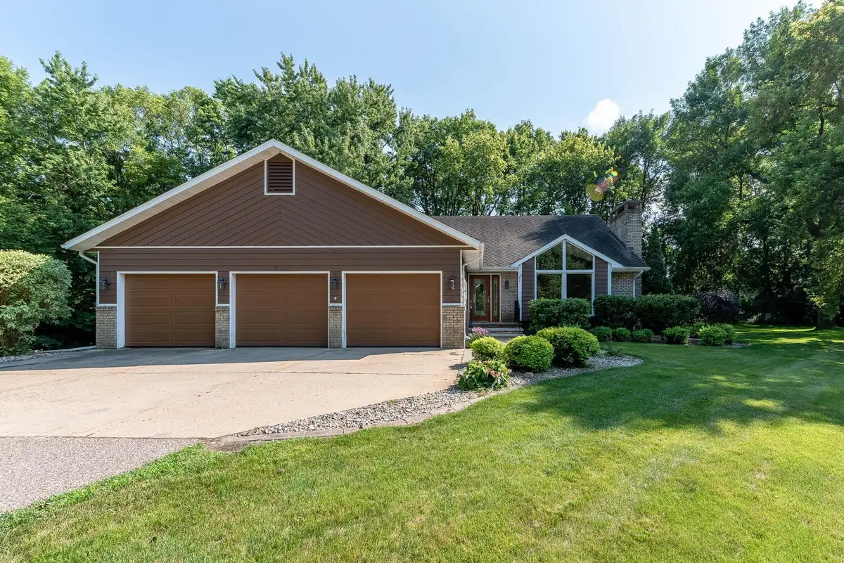200 Greenwood Drive, Mankato, MN 56001 - #1