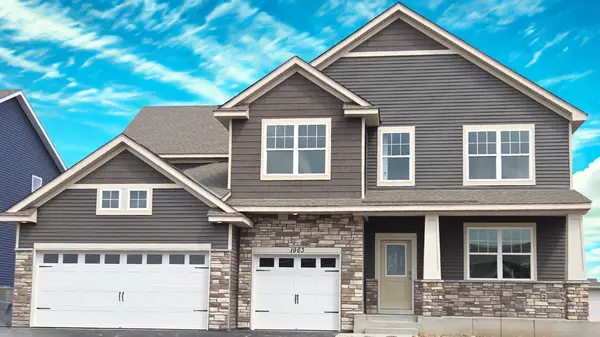 1963 Shady View Court, Shakopee, MN 55379