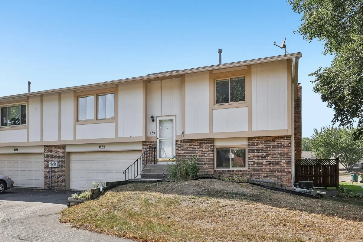 784 125th Lane Ne, Blaine, MN 55434 - #1