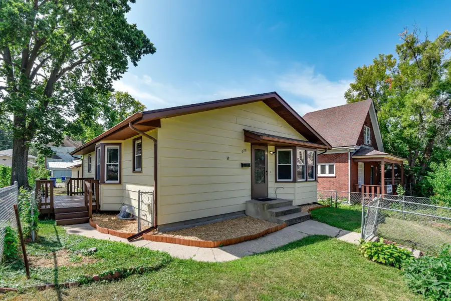 678 Case Avenue, Saint Paul, MN 55106 - #3
